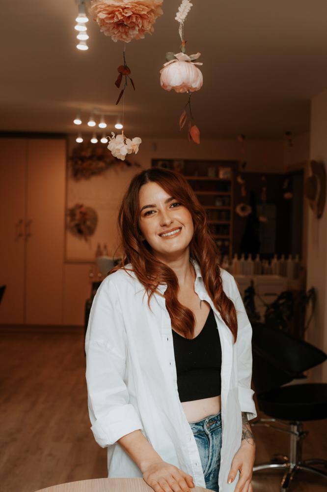 Photo portrait page equipe Jennifer